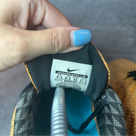 Nike Air Max 2016 Running Shoes 845396-844 Mens sz 9.5 - yellow - Picture 5 of 5